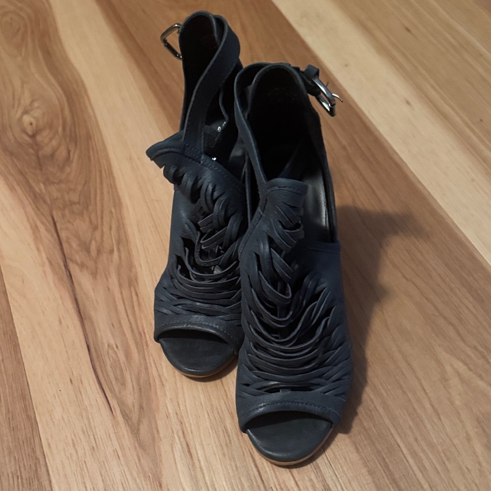Chunky Navy Blue open toe shoes
